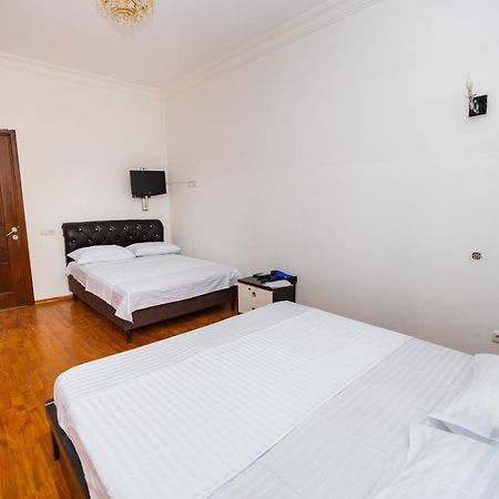 Yan Hotel Jerevan Eksteriør bilde