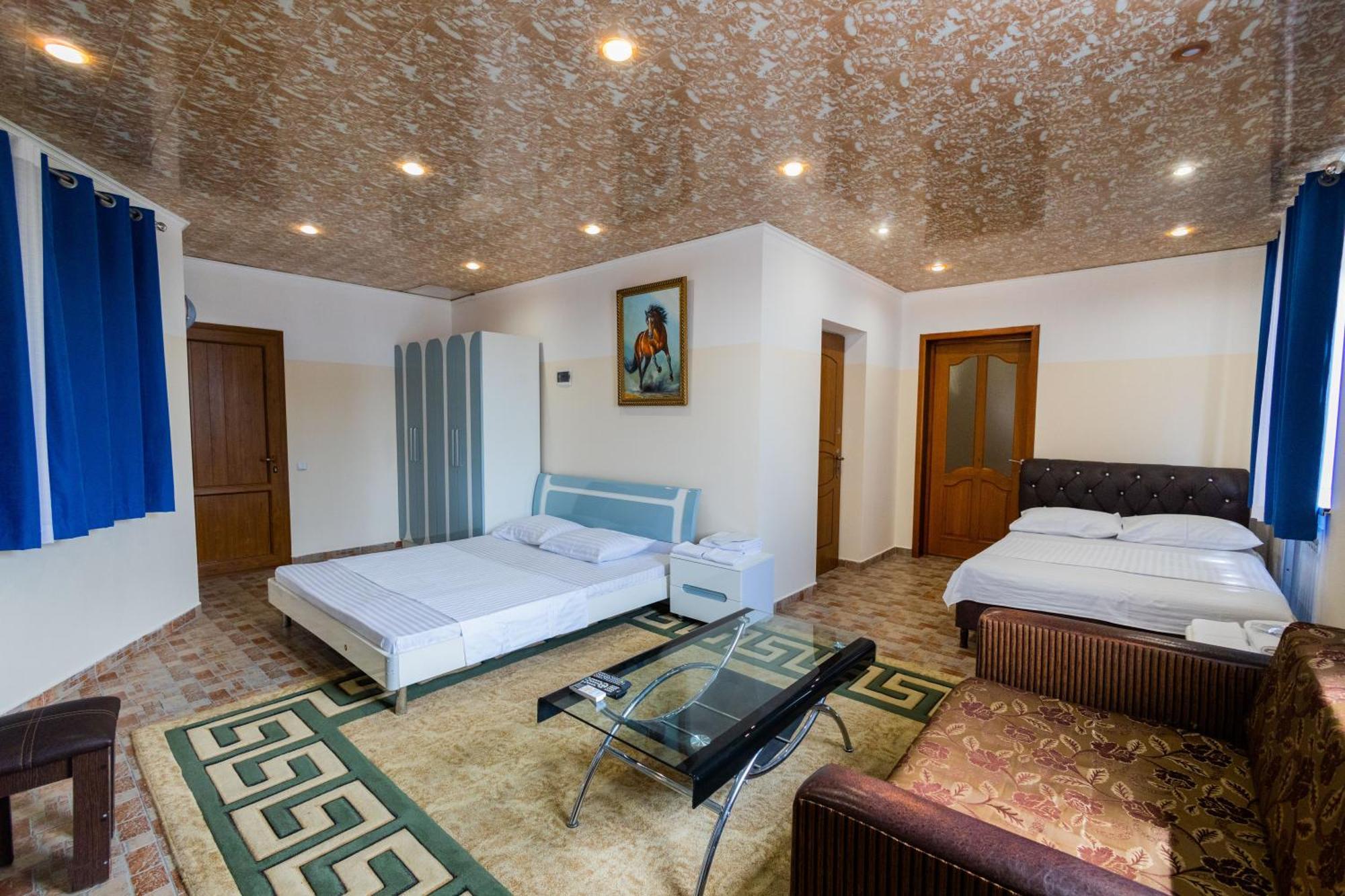 Yan Hotel Jerevan Eksteriør bilde