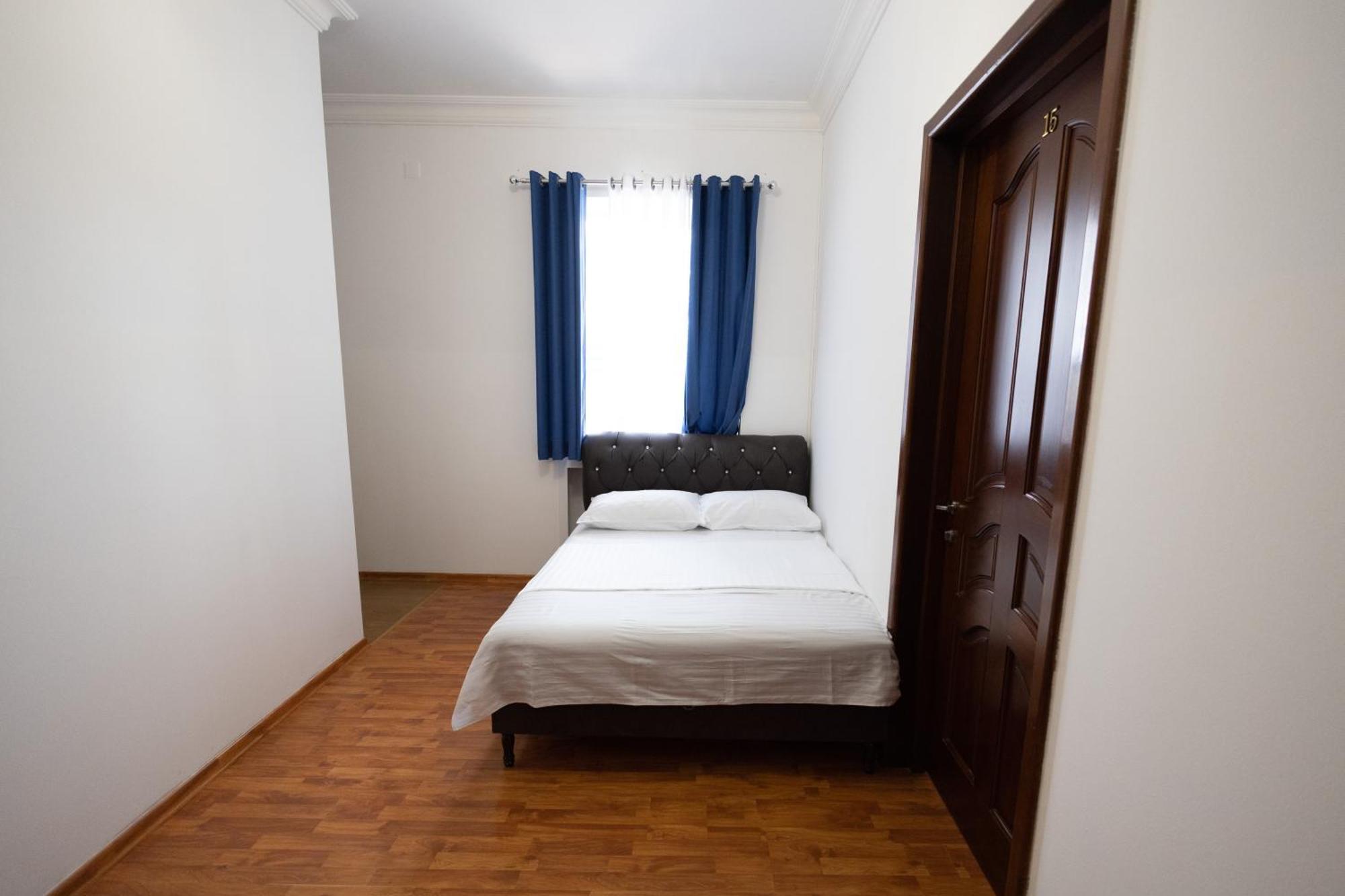 Yan Hotel Jerevan Eksteriør bilde