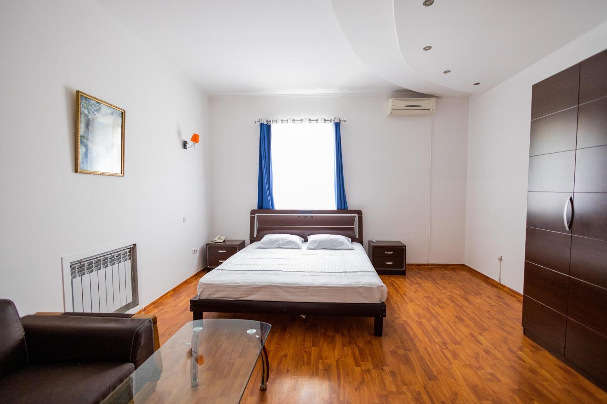 Yan Hotel Jerevan Eksteriør bilde