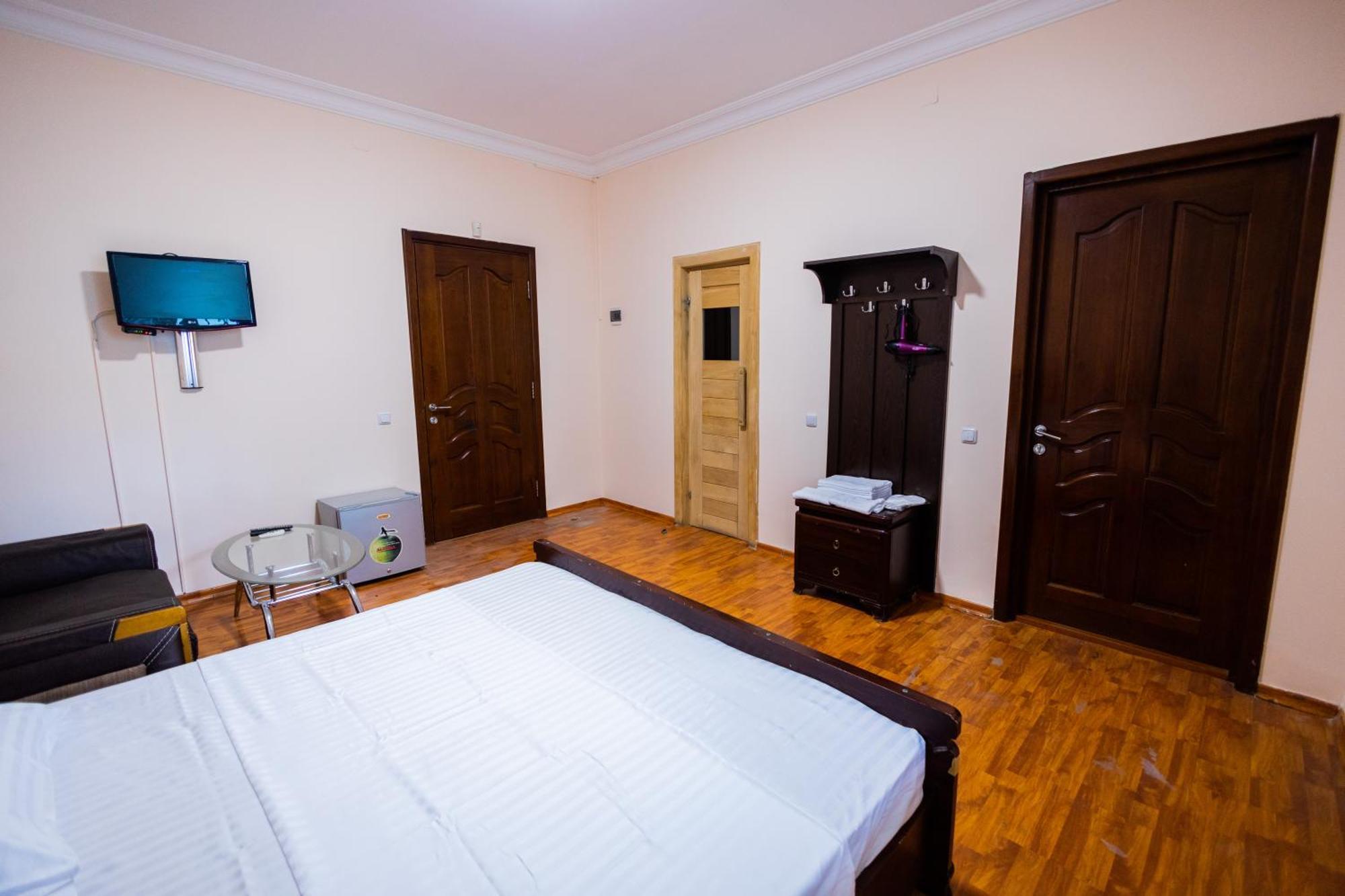 Yan Hotel Jerevan Eksteriør bilde