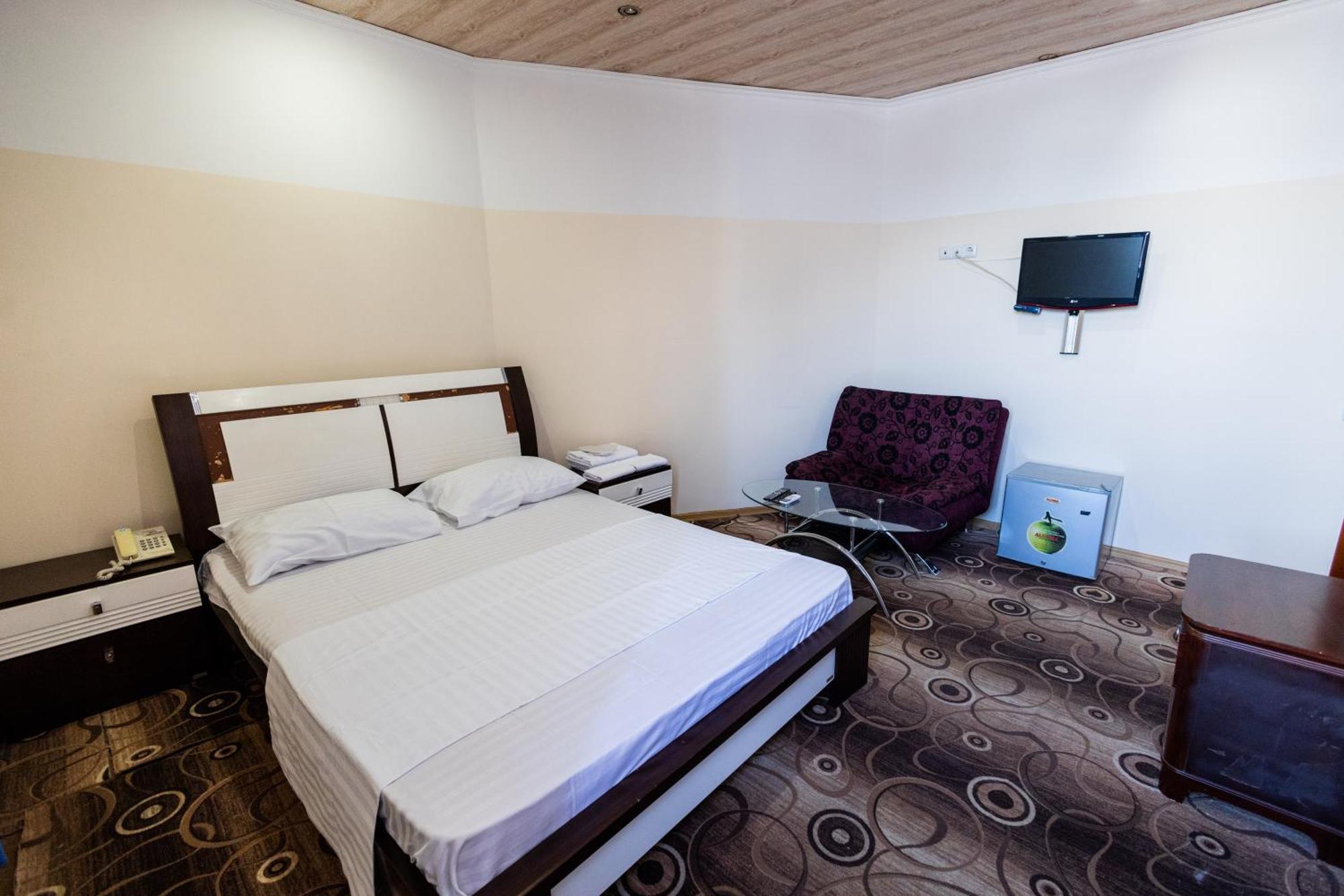 Yan Hotel Jerevan Eksteriør bilde